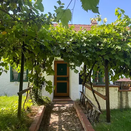 Lägenhet Nitsch - Gaestehaus Nitsch Prinzendorf an Der Zaya