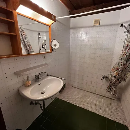 Nitsch - Gaestehaus Nitsch Lägenhet *