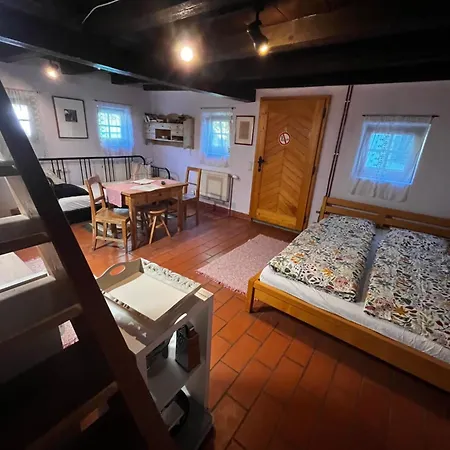 Nitsch - Gaestehaus Nitsch * Prinzendorf an Der Zaya