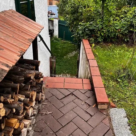 Lägenhet Nitsch - Gaestehaus Nitsch Prinzendorf an Der Zaya