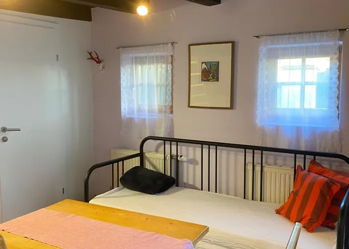 Nitsch - Gaestehaus Nitsch Apartament *