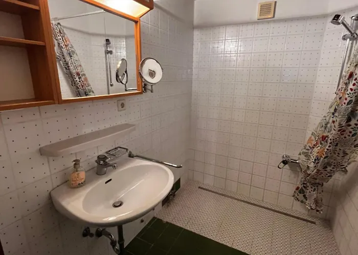 Nitsch - Gaestehaus Nitsch Apartament *