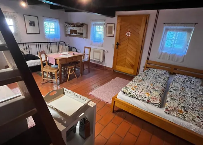 Nitsch - Gaestehaus Nitsch * Prinzendorf an Der Zaya